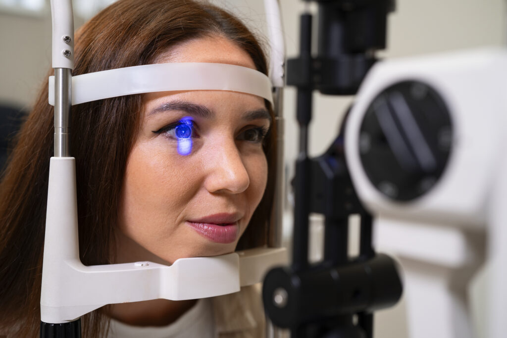 LASIK in Turkey: The Ultimate 2025 Guide for Flawless Vision 3 Bladeless LASIK in Turkey