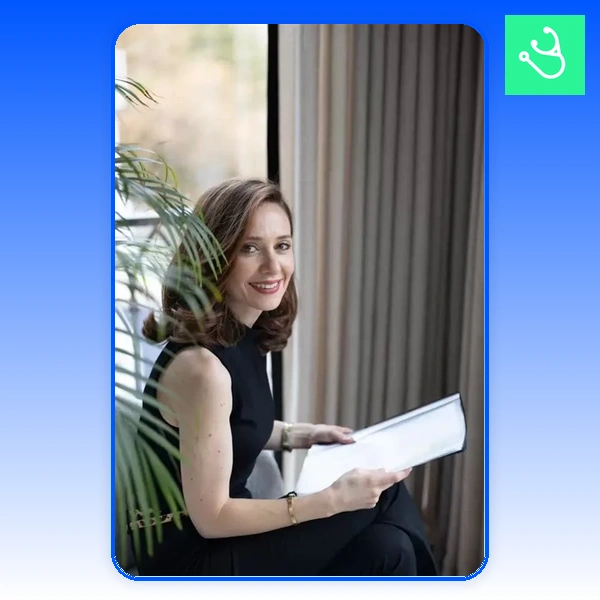 Dentist Ayşe Sinem Erdem Özdenoğlu Practice